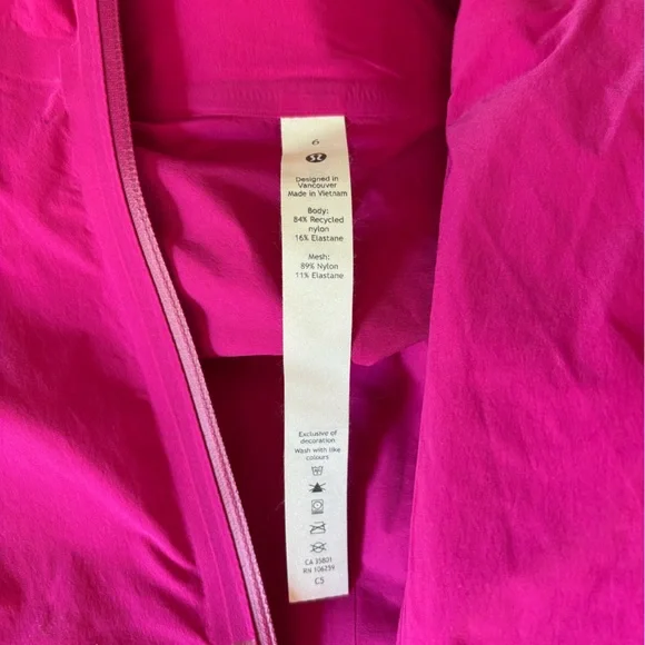 lululemon athletica Women's Vibrant Pink jacket - Picture 4 of 4